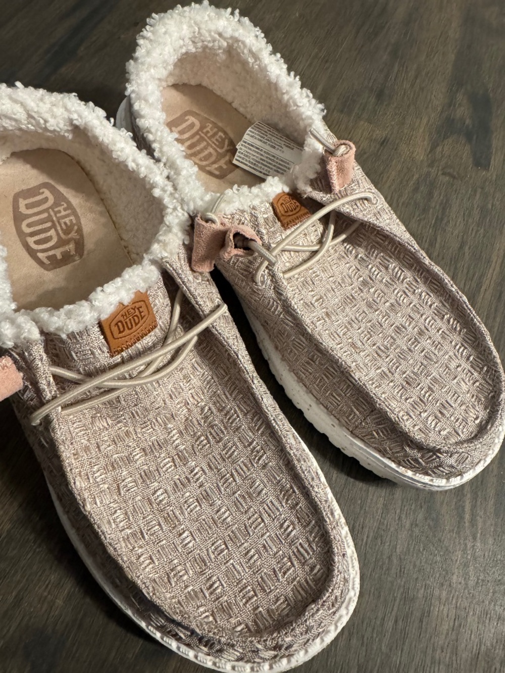Women’s Size 9 Hey Dudes